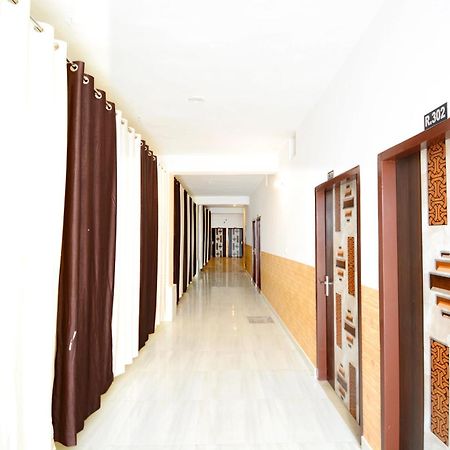 Hotel O Park View Bhiwani Экстерьер фото